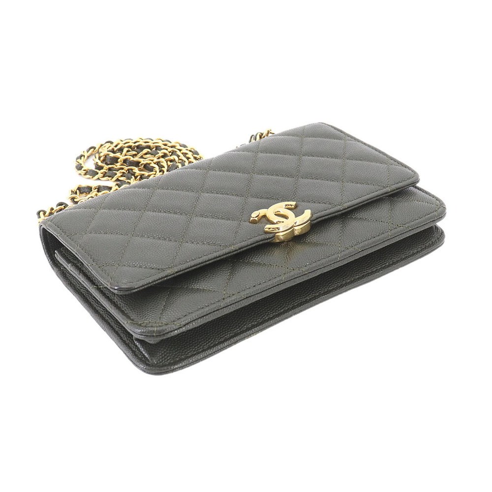 CHANEL Green Leather Wallet - Picture 4 of 10